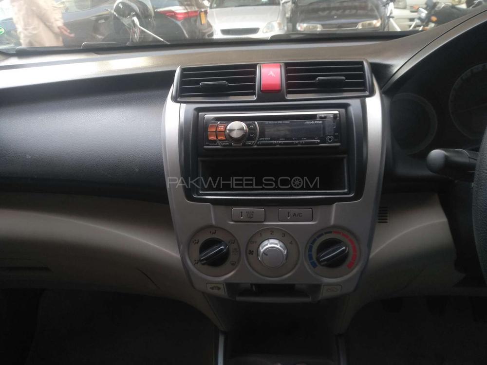 Honda City 2013 for Sale in Karachi Honda City 2013 for Sale in Karachi Image-8