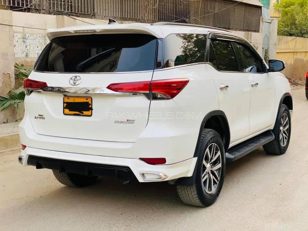 ٹویوٹا فورچیونر 2017 for Sale in کراچی ٹویوٹا فورچیونر 2017 for Sale in کراچی Image-3