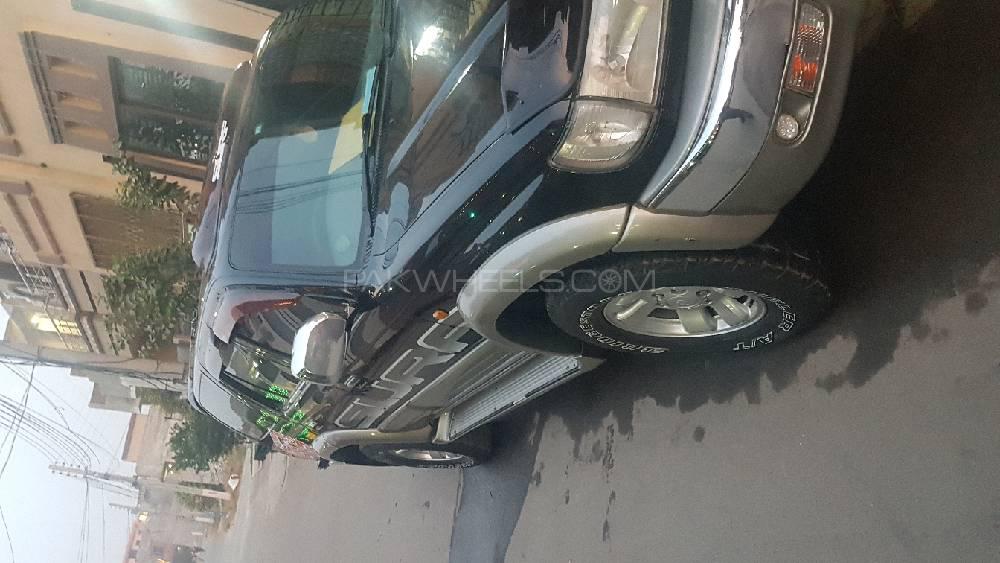 Toyota Surf 1999 for Sale in Lahore Toyota Surf 1999 for Sale in Lahore Image-4
