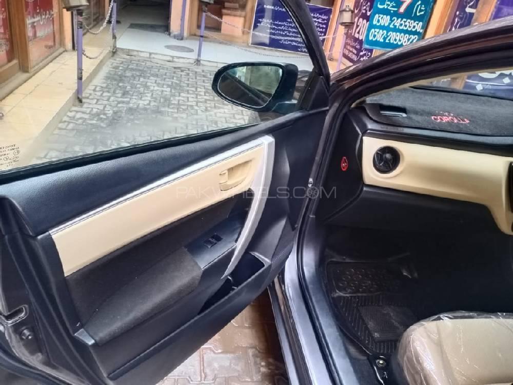 Toyota Corolla 2019 for Sale in Multan Toyota Corolla 2019 for Sale in Multan Image-5