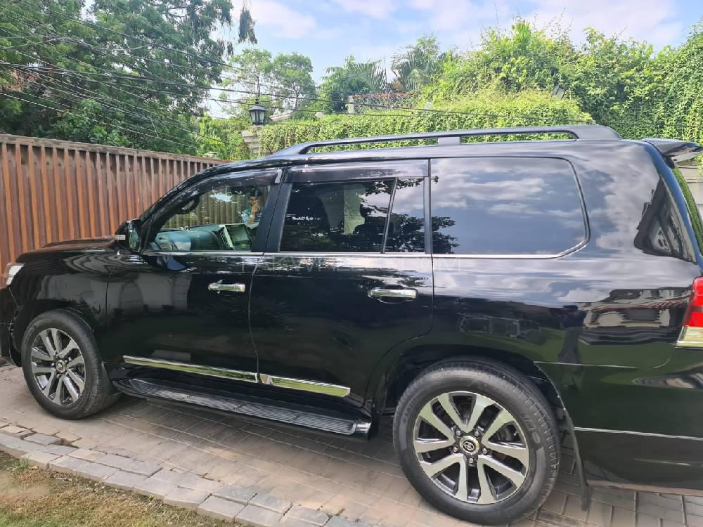 Toyota Land Cruiser 2015 for Sale in Islamabad Toyota Land Cruiser 2015 for Sale in Islamabad Image-2