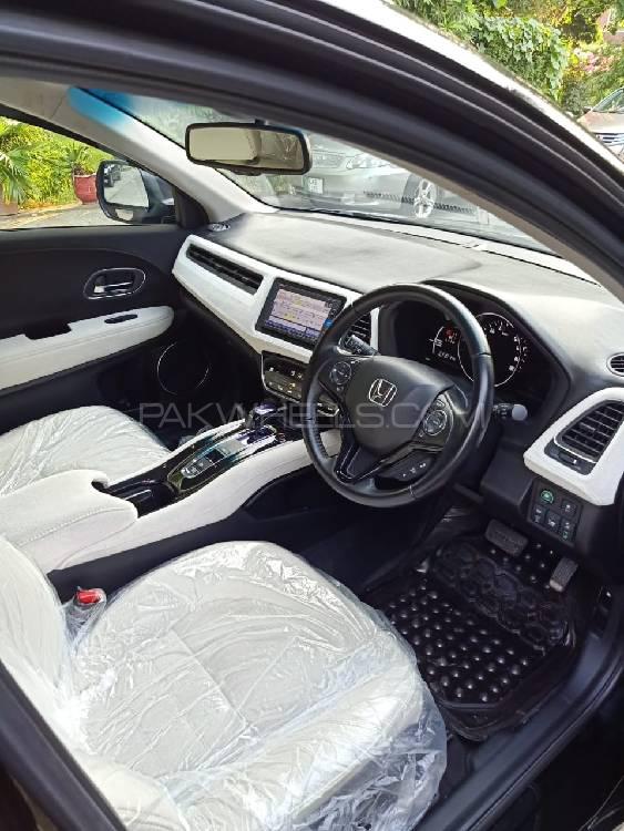 Honda Vezel 2017 for Sale in Lahore Honda Vezel 2017 for Sale in Lahore Image-6