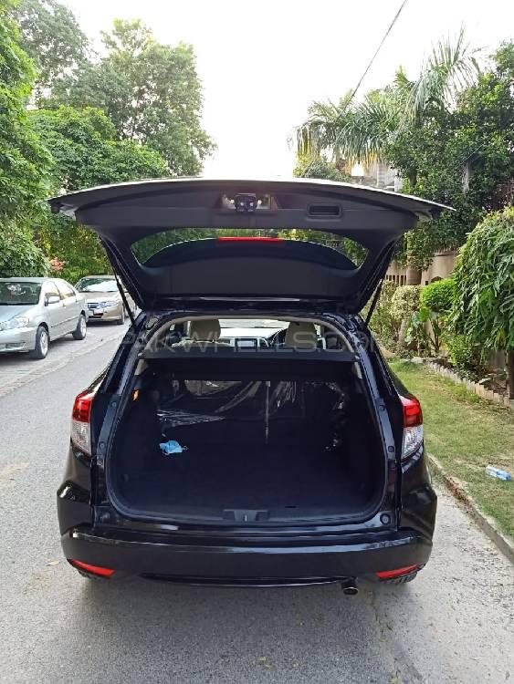 Honda Vezel 2017 for Sale in Lahore Honda Vezel 2017 for Sale in Lahore Image-10