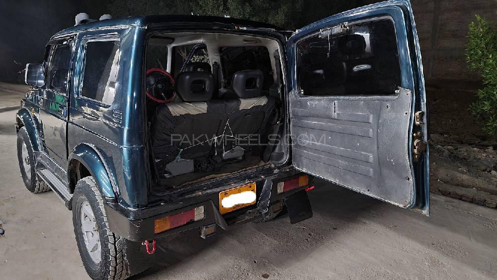 Suzuki Jimny Sierra 2000 for Sale in Dadu Suzuki Jimny Sierra 2000 for Sale in Dadu Image-11