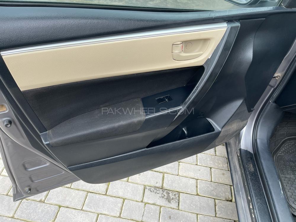 ٹویوٹا کرولا 2015 for Sale in گجرات ٹویوٹا کرولا 2015 for Sale in گجرات Image-7