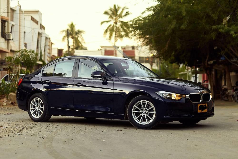 BMW 3 Series 2014 for Sale in Karachi BMW 3 Series 2014 for Sale in Karachi Image-5