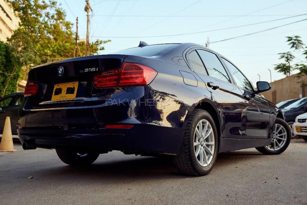 BMW 3 Series 2014 for Sale in Karachi BMW 3 Series 2014 for Sale in Karachi Image-6