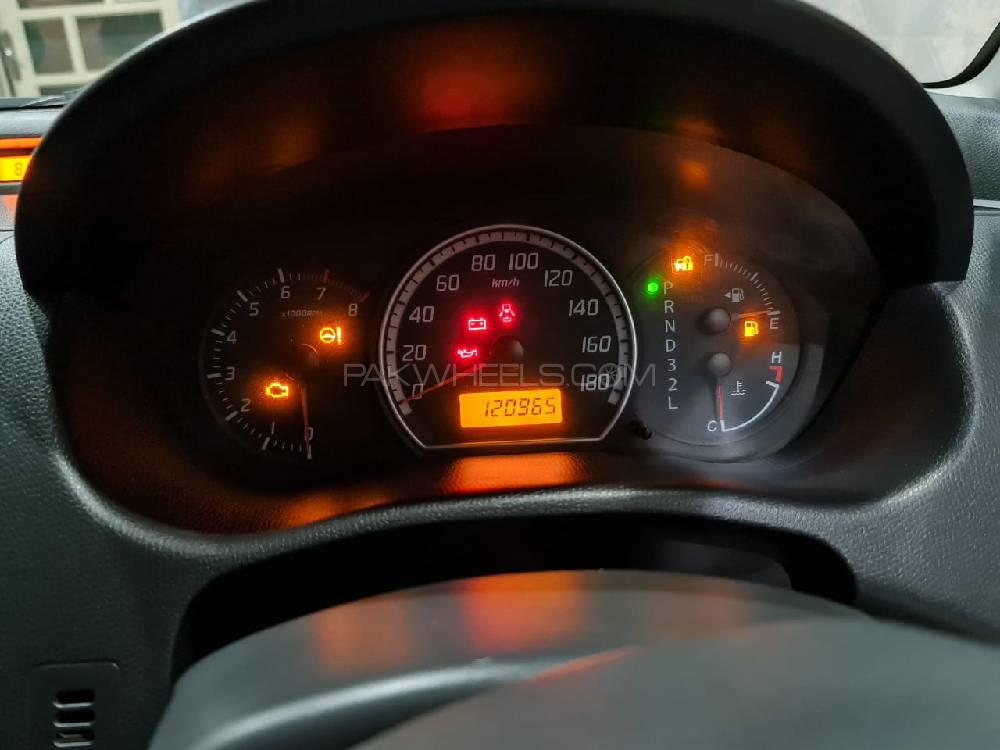 Suzuki Swift 2013 for Sale in Lahore Suzuki Swift 2013 for Sale in Lahore Image-4