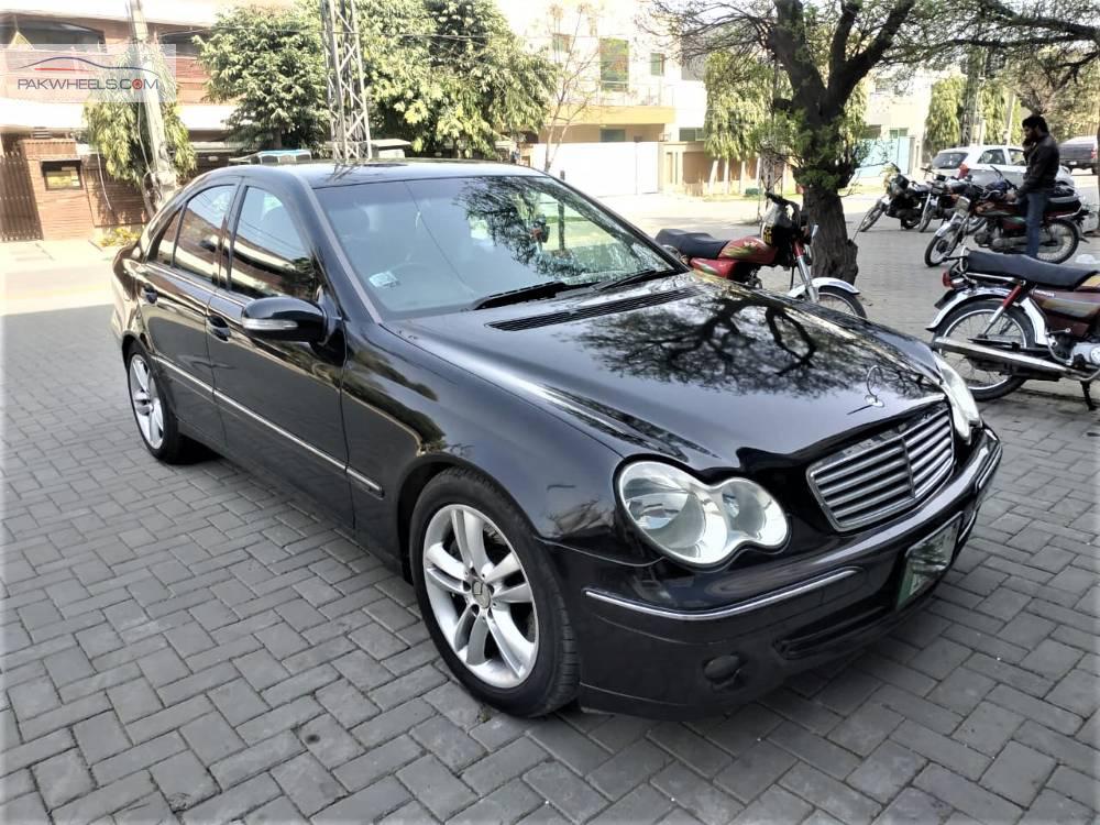 Mercedes Benz C Class 2006 for Sale in Lahore Mercedes Benz C Class 2006 for Sale in Lahore Image-8