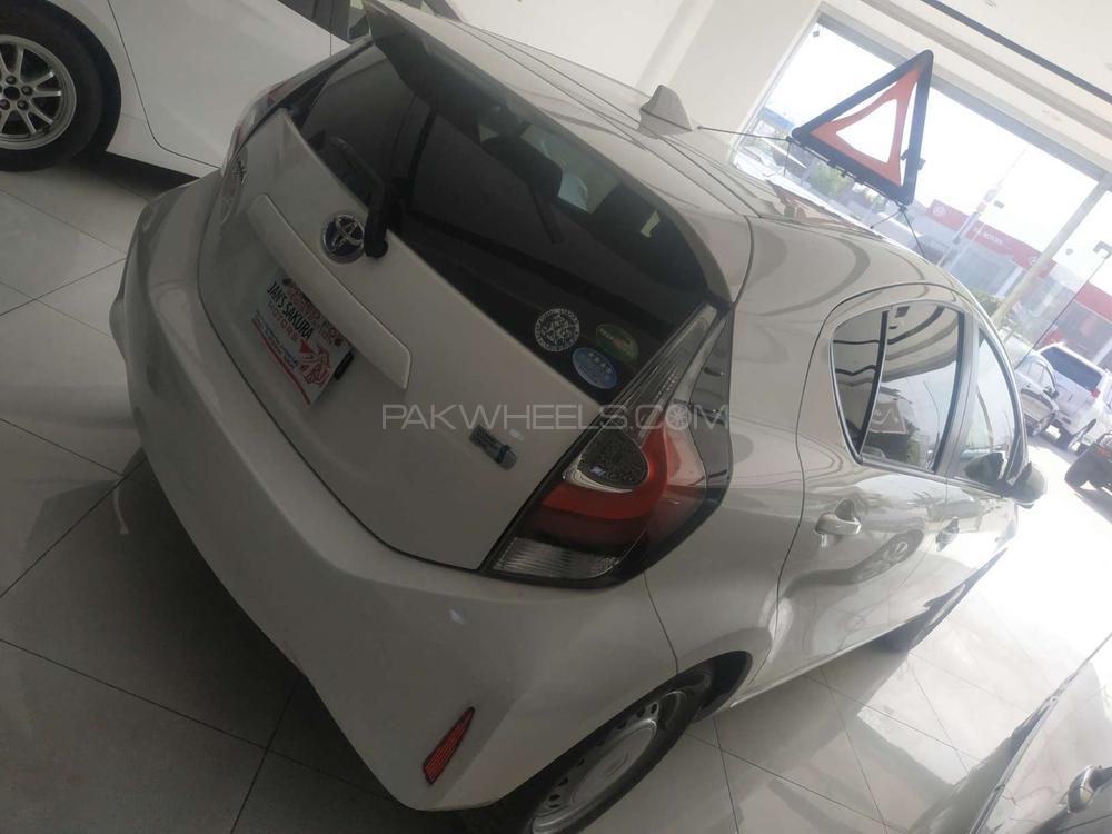 Toyota Aqua 2017 for Sale in Peshawar Toyota Aqua 2017 for Sale in Peshawar Image-3