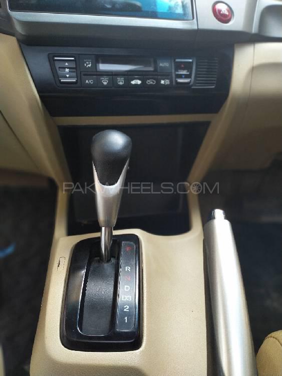 Honda Civic 2014 for Sale in Karachi Honda Civic 2014 for Sale in Karachi Image-16