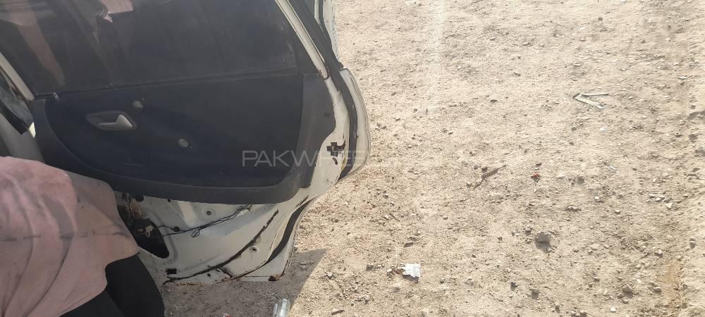 سوزوکی لیانا 2007 for Sale in کراچی سوزوکی لیانا 2007 for Sale in کراچی Image-11
