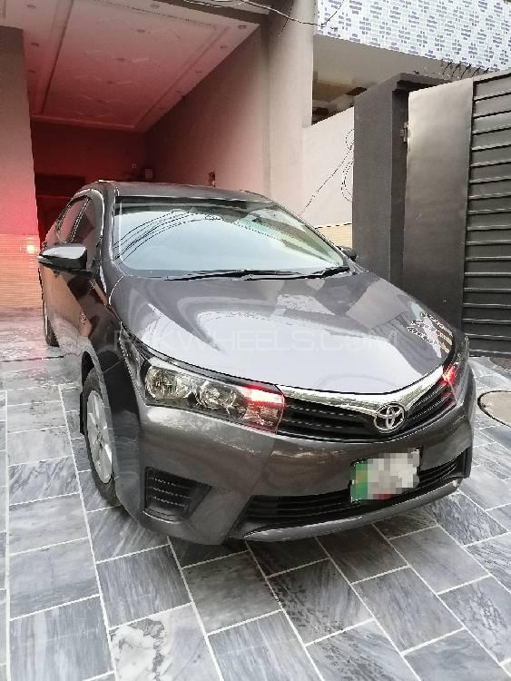 Toyota Corolla 2016 for Sale in Lahore Image-1