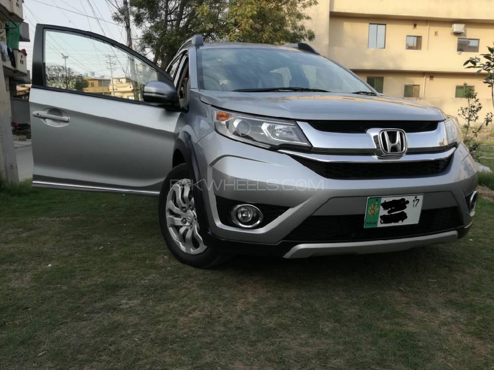 Honda BR-V 2017 for Sale in Lahore Image-1