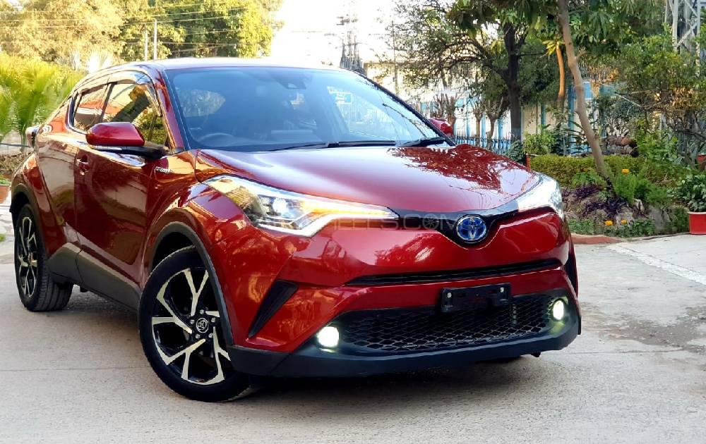 Toyota C-HR 2017 for Sale in Faisalabad Image-1