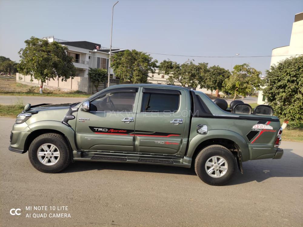 Toyota Hilux 2012 for Sale in Lala musa Toyota Hilux 2012 for Sale in Lala musa Image-2