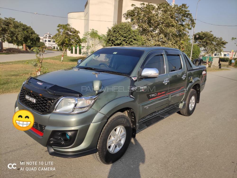 Toyota Hilux 2012 for Sale in Lala musa Toyota Hilux 2012 for Sale in Lala musa Image-19