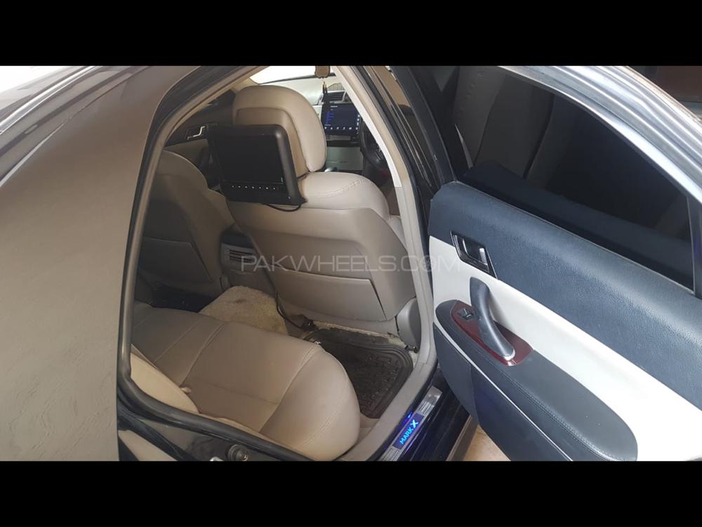 Toyota Mark X 2004 for Sale in Karachi Toyota Mark X 2004 for Sale in Karachi Image-4