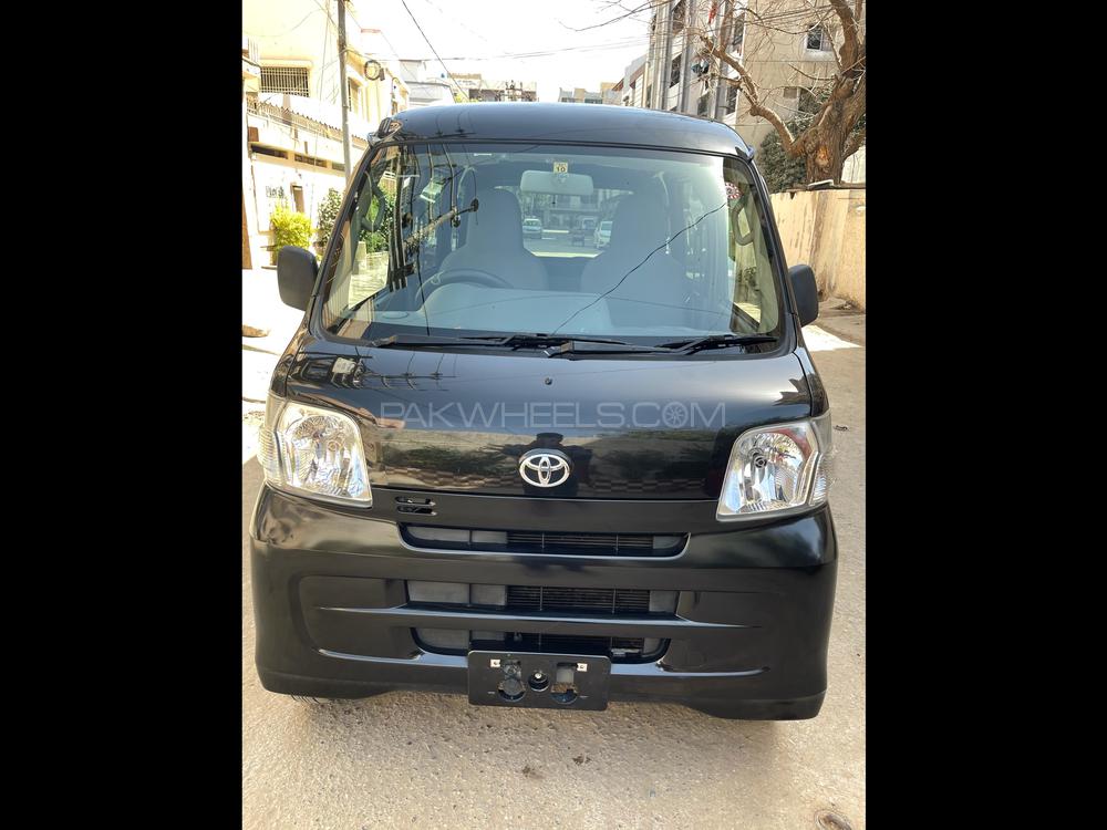 ٹویوٹا پکسیس وین 2016 for Sale in کراچی ٹویوٹا پکسیس وین 2016 for Sale in کراچی Image-3