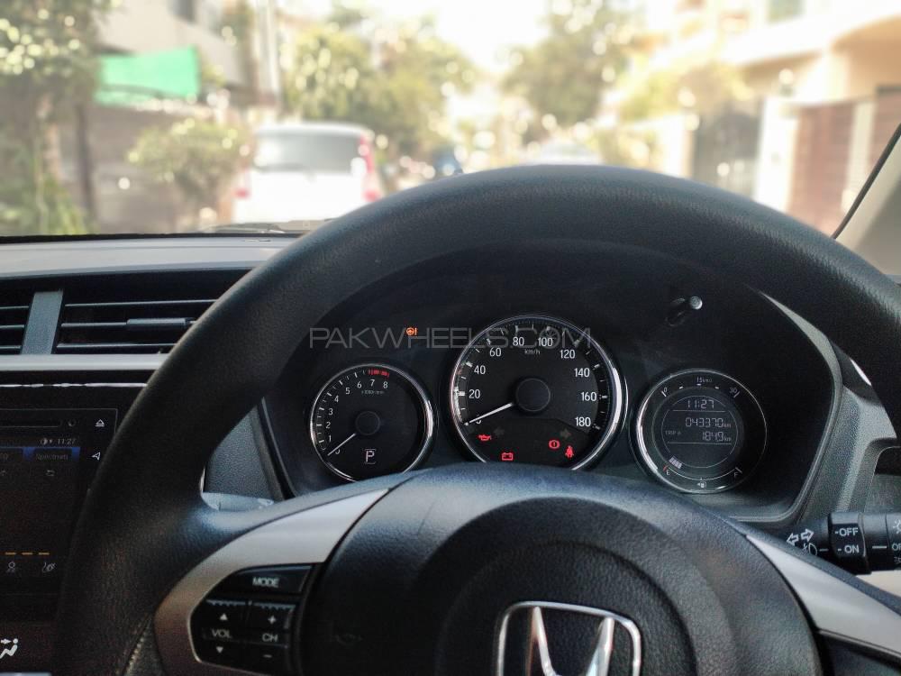Honda BR-V 2019 for Sale in Lahore Honda BR-V 2019 for Sale in Lahore Image-11