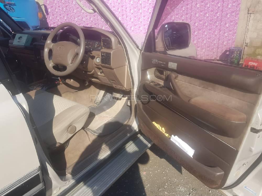 ٹویوٹا لینڈ کروزر 1993 for Sale in اسلام آباد ٹویوٹا لینڈ کروزر 1993 for Sale in اسلام آباد Image-16