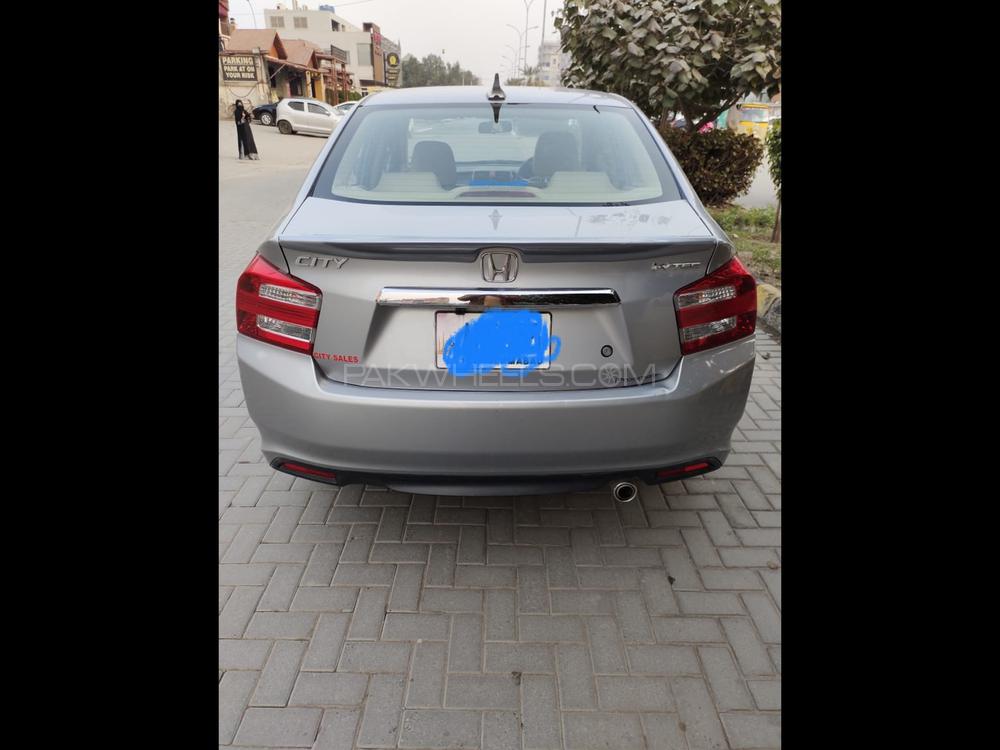 ہونڈا سٹی 2018 for Sale in فیصل آباد ہونڈا سٹی 2018 for Sale in فیصل آباد Image-2