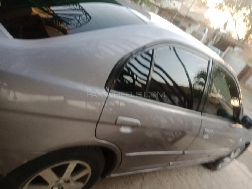 Honda Civic 2004 for Sale in Bahawalpur Honda Civic 2004 for Sale in Bahawalpur Image-3