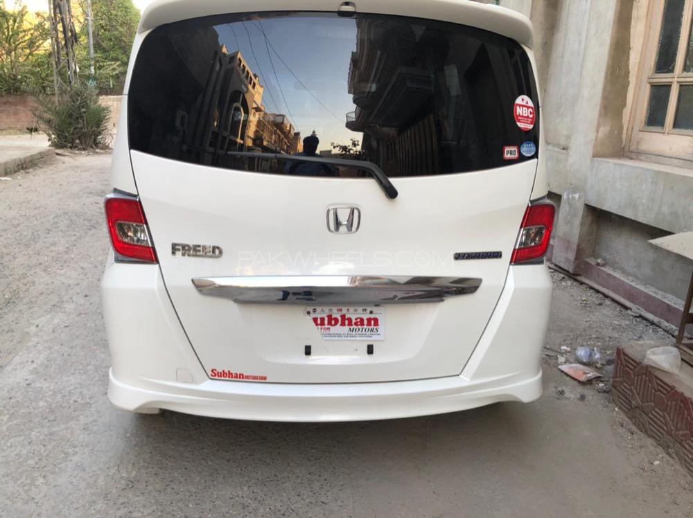Honda Freed 2015 for Sale in Faisalabad Honda Freed 2015 for Sale in Faisalabad Image-2