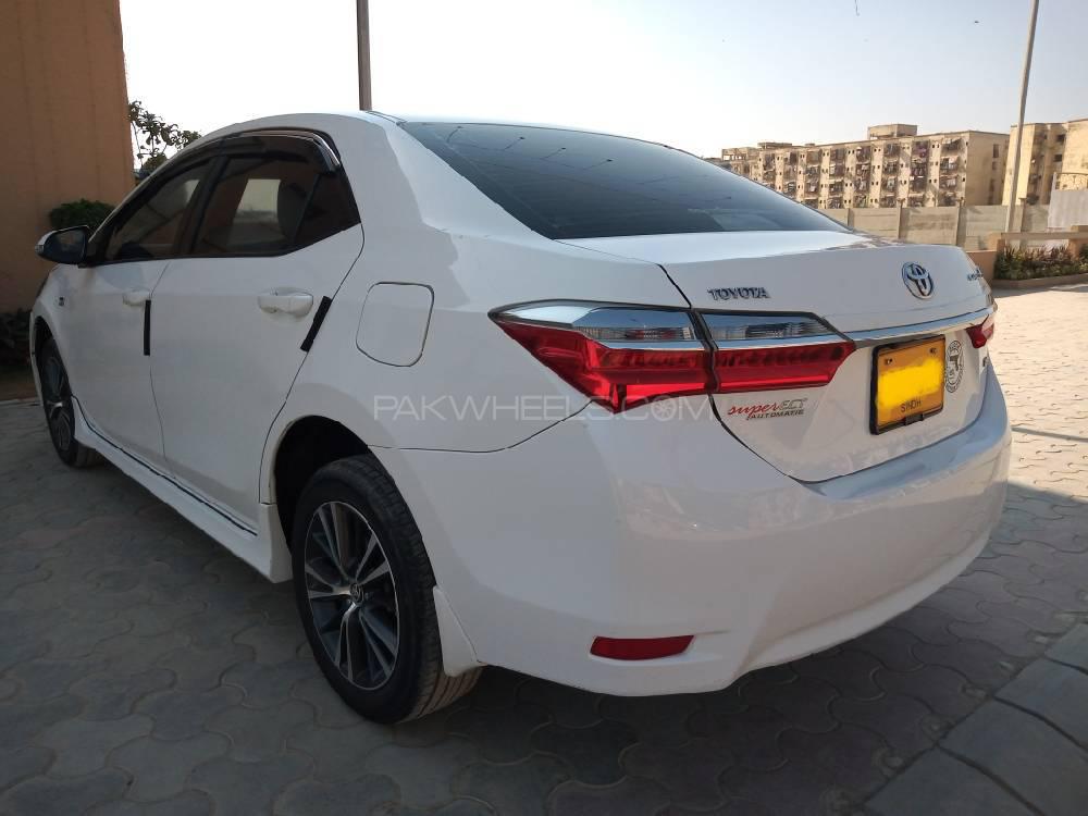 Toyota Corolla 2018 for Sale in Karachi Toyota Corolla 2018 for Sale in Karachi Image-2