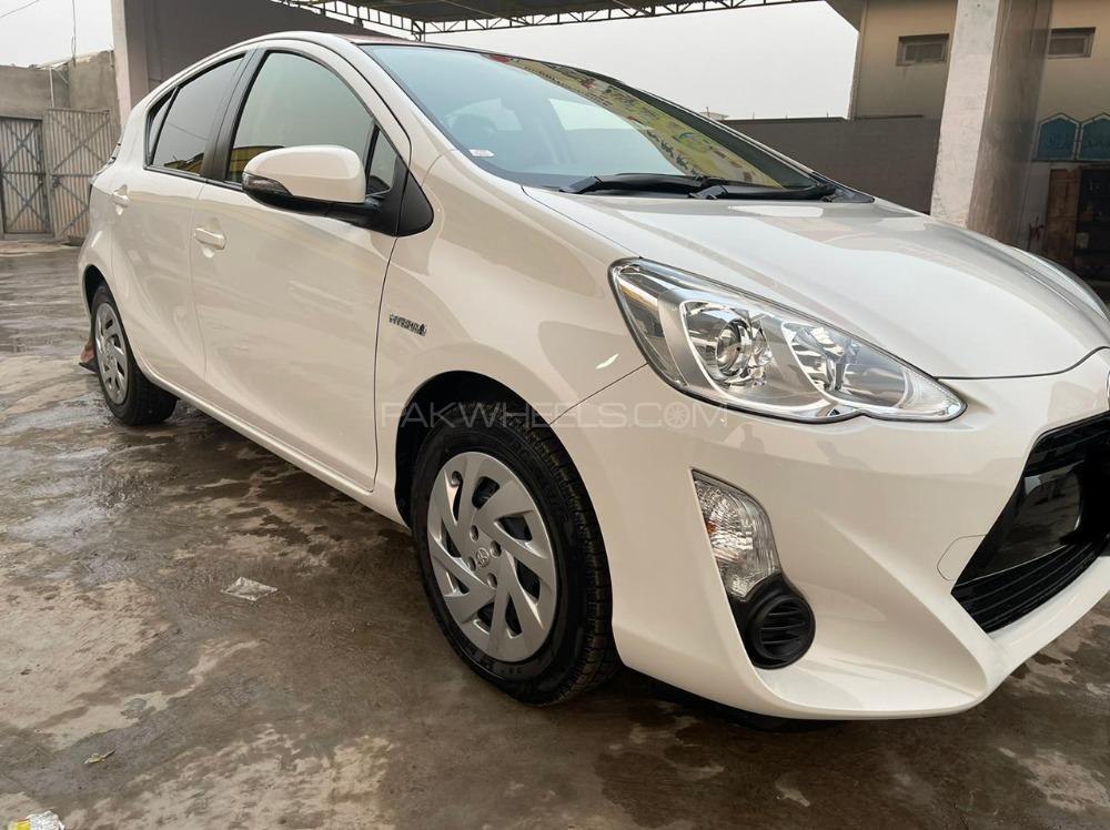 ٹویوٹا اکوا 2017 for Sale in پشاور Image-1