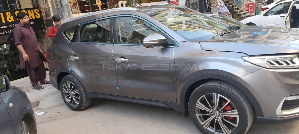 ڈی ایف ایس کے گلوری 580 2021 for Sale in لاہور ڈی ایف ایس کے گلوری 580 2021 for Sale in لاہور Image-2