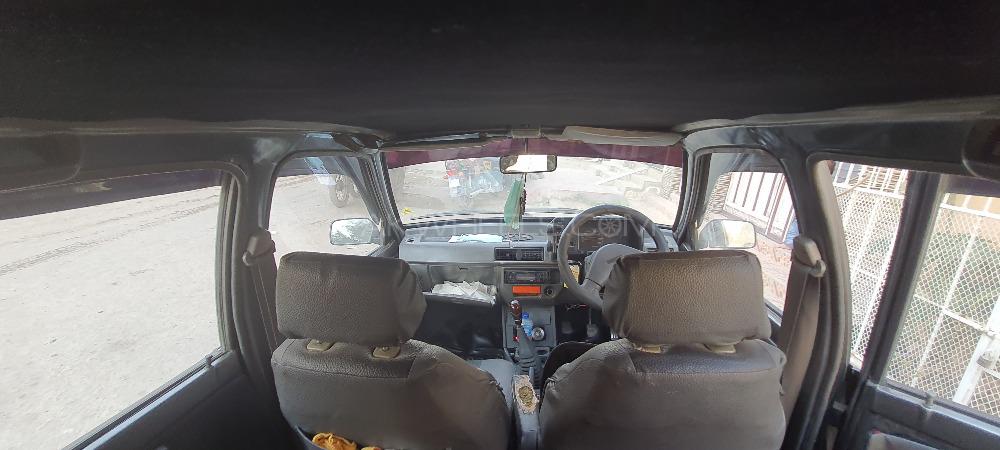 Suzuki Mehran 2011 for Sale in Karachi Suzuki Mehran 2011 for Sale in Karachi Image-10