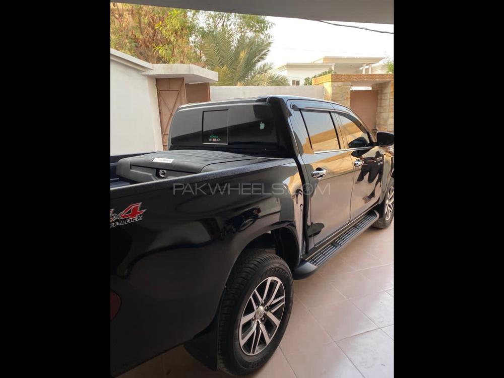 Toyota Hilux 2018 for Sale in Karachi Toyota Hilux 2018 for Sale in Karachi Image-5