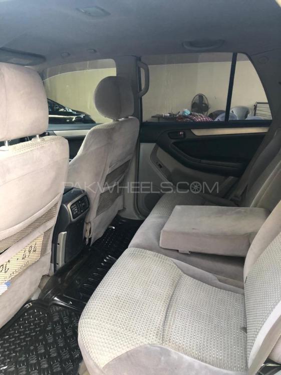 Toyota Surf 2004 for Sale in Karachi Toyota Surf 2004 for Sale in Karachi Image-11