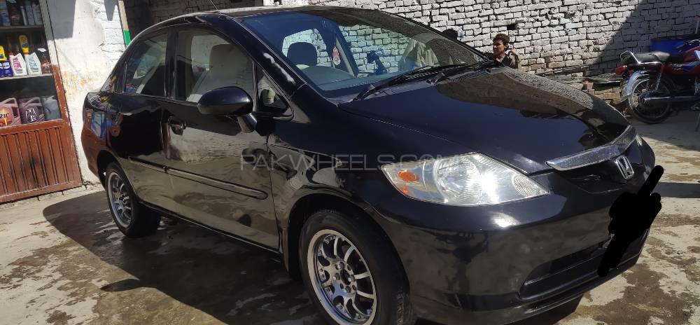 Honda City 2004 for Sale in Peshawar Image-1