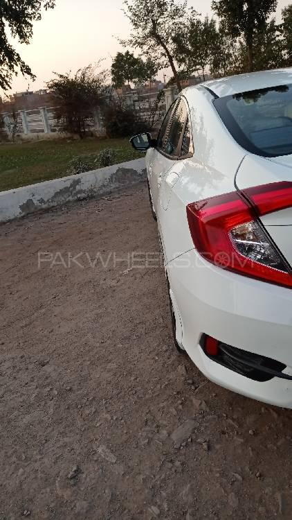 Honda Civic 2018 for Sale in Sahiwal Honda Civic 2018 for Sale in Sahiwal Image-7