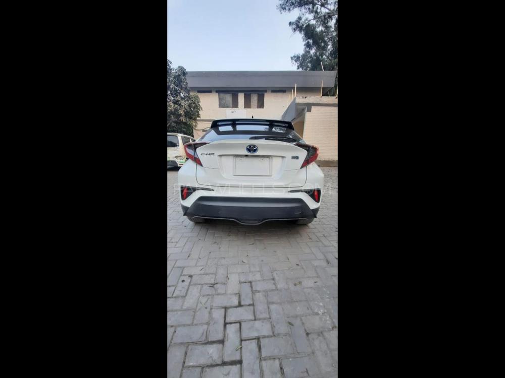 ٹویوٹا سی-ایچ آر 2021 for Sale in ملتان ٹویوٹا سی-ایچ آر 2021 for Sale in ملتان Image-4