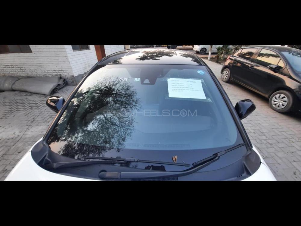 ٹویوٹا سی-ایچ آر 2021 for Sale in ملتان ٹویوٹا سی-ایچ آر 2021 for Sale in ملتان Image-9