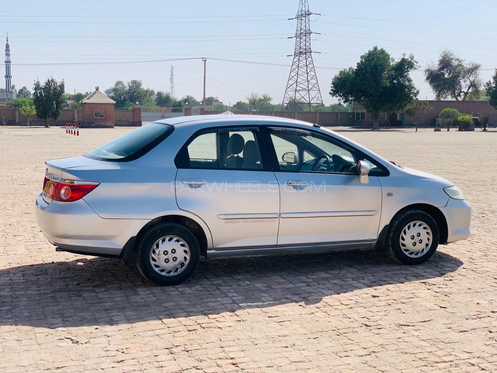 Honda City 2006 for Sale in Bahawalpur Honda City 2006 for Sale in Bahawalpur Image-5