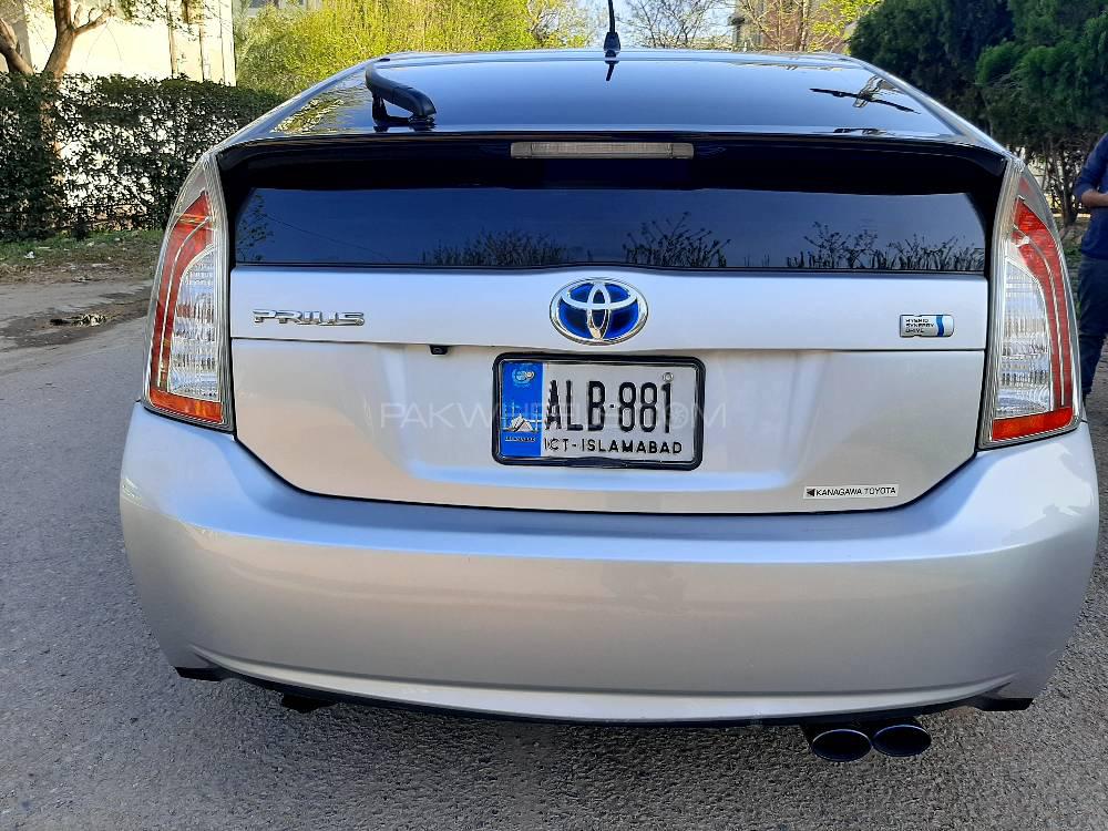 Toyota Prius 2014 for Sale in Islamabad Toyota Prius 2014 for Sale in Islamabad Image-3