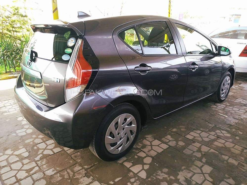 Toyota Aqua 2016 for Sale in Rawalpindi Toyota Aqua 2016 for Sale in Rawalpindi Image-4