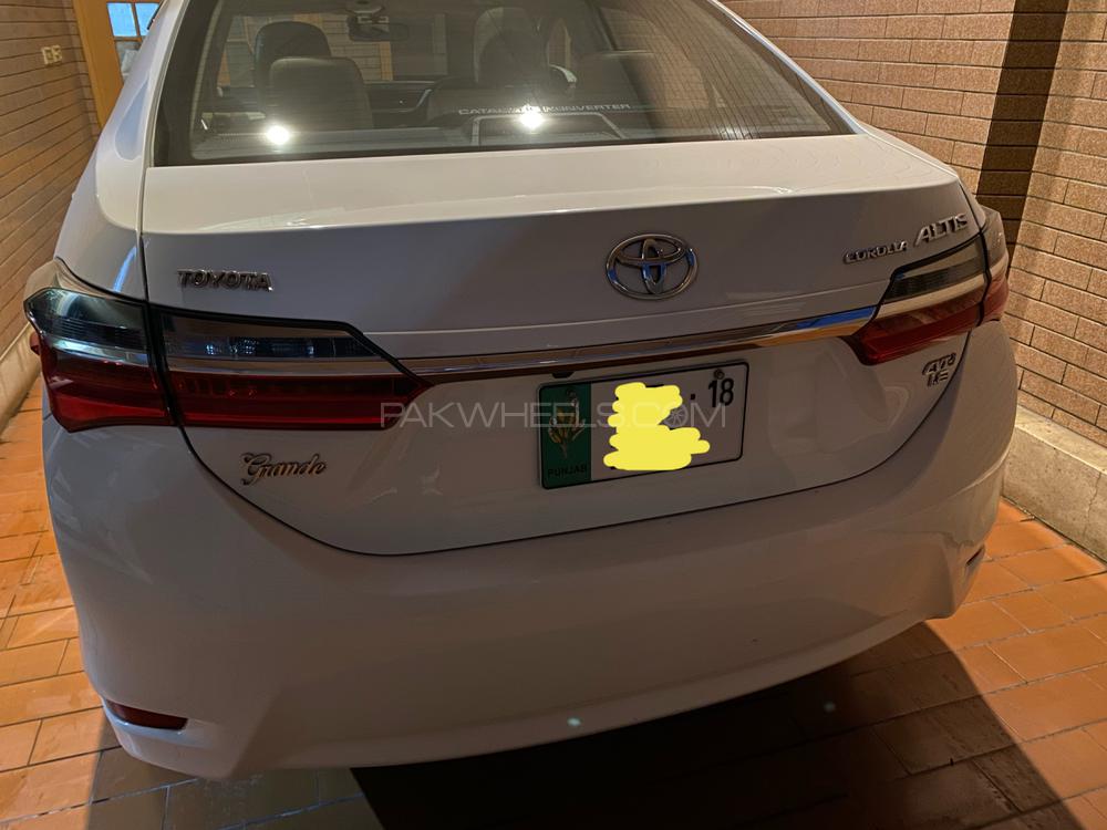 Toyota Corolla 2017 for Sale in Lahore Image-1