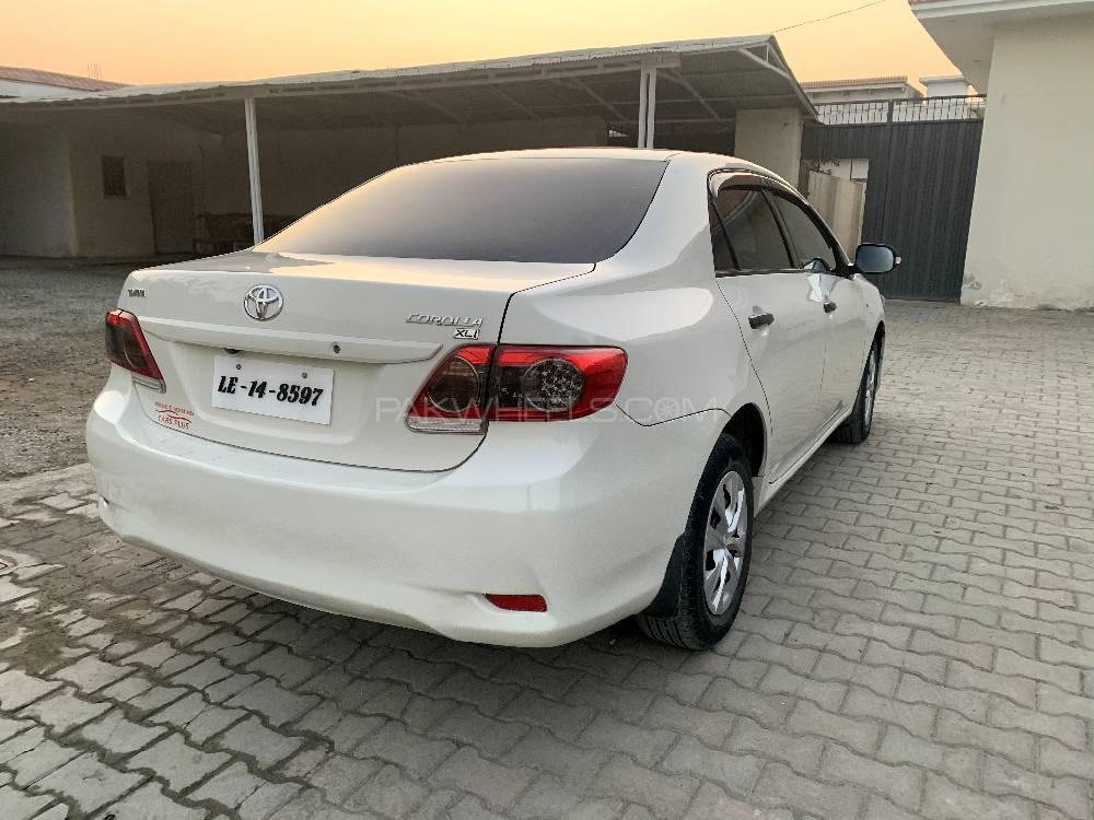 Toyota Corolla 2014 for Sale in Mardan Image-1