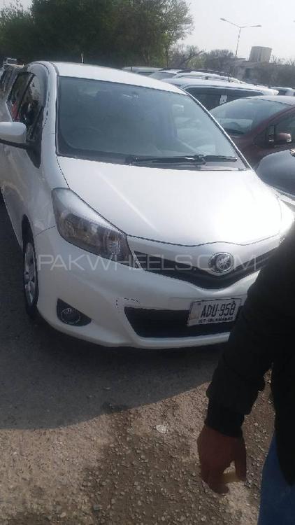 Toyota Vitz 2013 for Sale in Islamabad Toyota Vitz 2013 for Sale in Islamabad Image-2