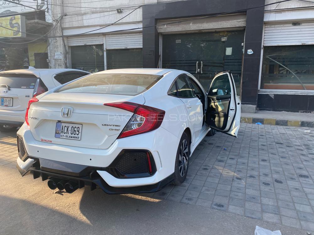 Honda Civic 2016 for Sale in Faisalabad Honda Civic 2016 for Sale in Faisalabad Image-8