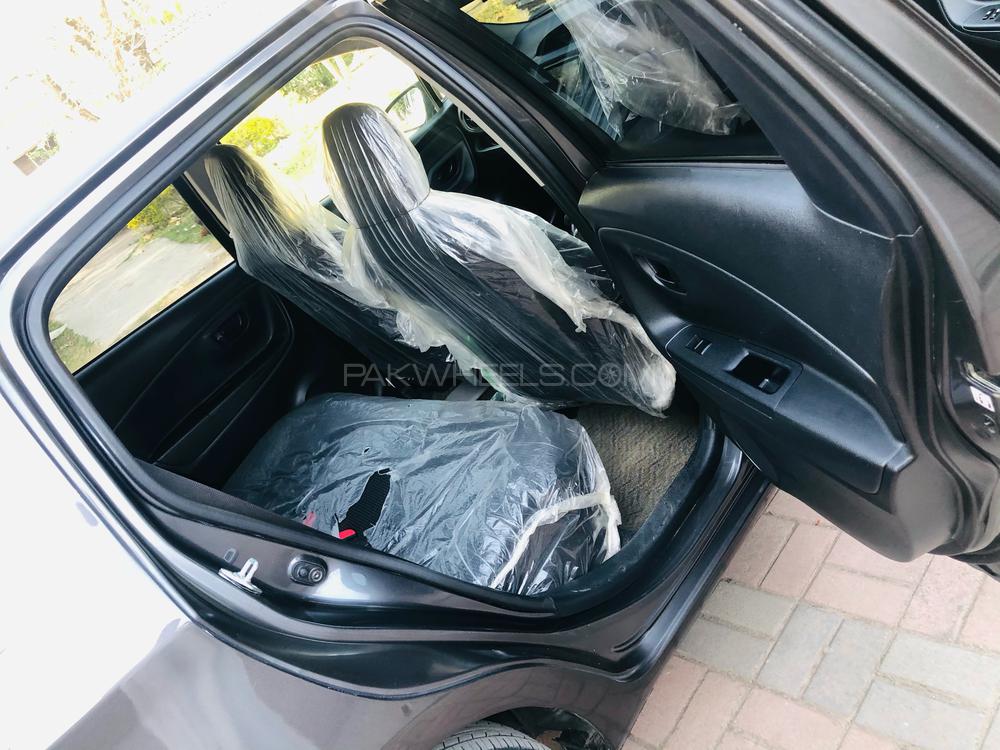 Toyota Vitz 2017 for Sale in Rawalpindi Toyota Vitz 2017 for Sale in Rawalpindi Image-7