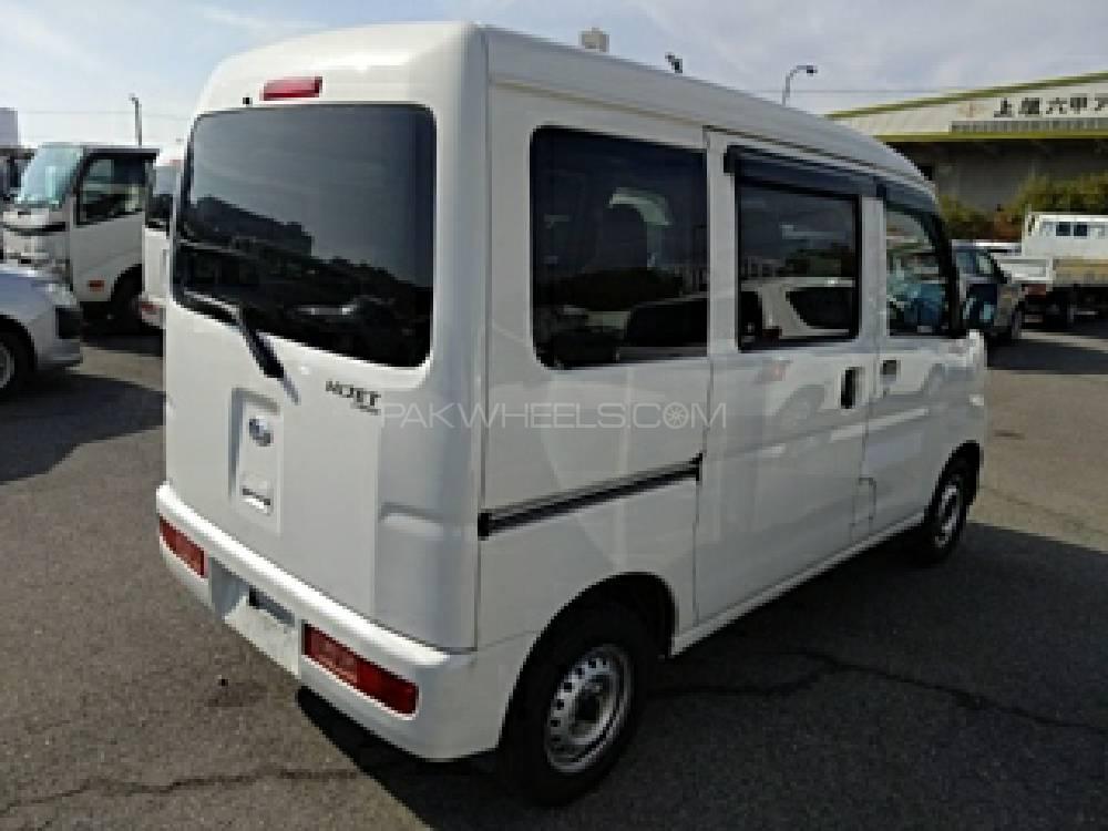 Daihatsu hijet 2016