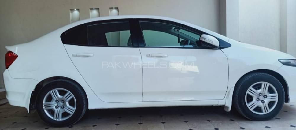 Honda City 2015 for Sale in Sahiwal Honda City 2015 for Sale in Sahiwal Image-2
