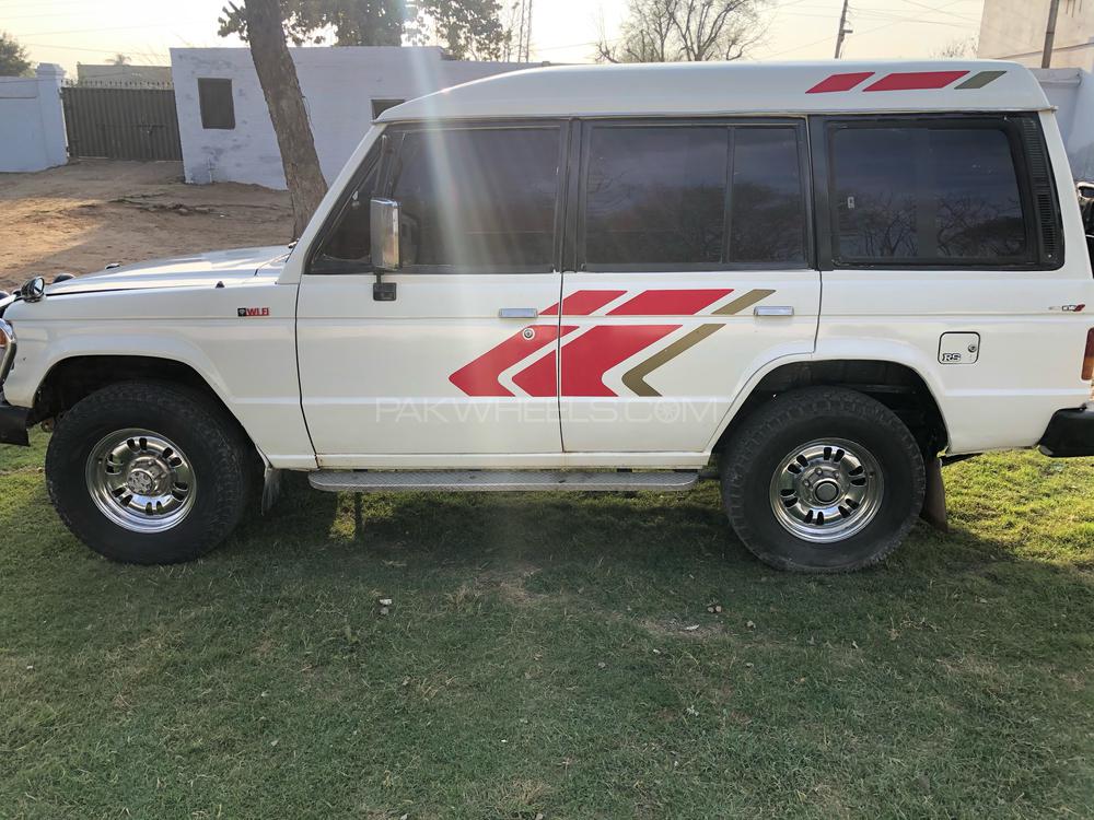 Mitsubishi Pajero 1985 for Sale in Mandi bahauddin Image-1