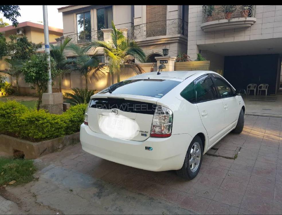 Toyota Prius 2010 for Sale in Islamabad Toyota Prius 2010 for Sale in Islamabad Image-3